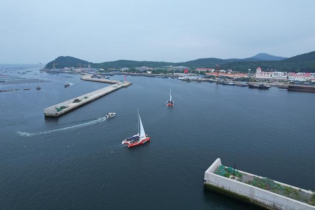 庄河市首条帆船海岛游航线开通